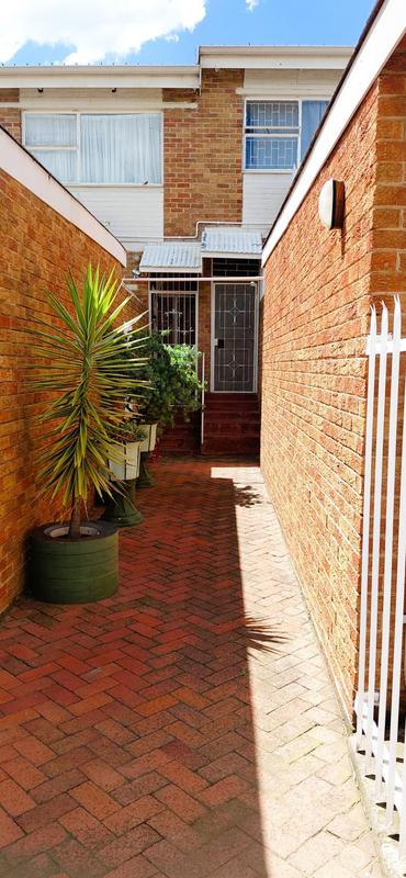 2 Bedroom Property for Sale in Bloemfontein Free State